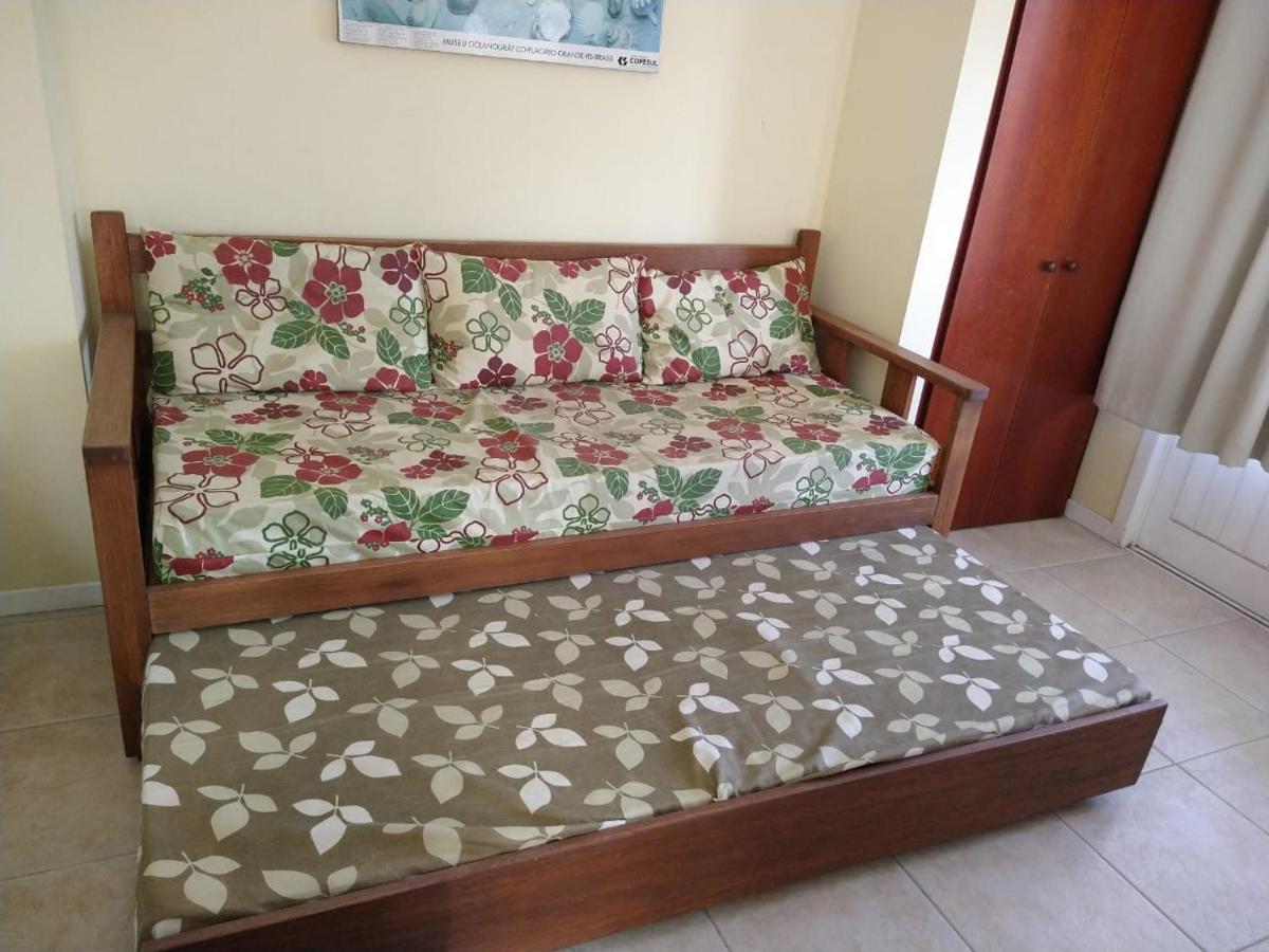 Ap. 1 & 2 Dorm. Res. Ilha Das Galés Apartman Bombinhas Kültér fotó